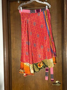 Darn Good Yarn Sari Silk Wrap Skirt Womens XL Tea  Boho Gypsy Reversible